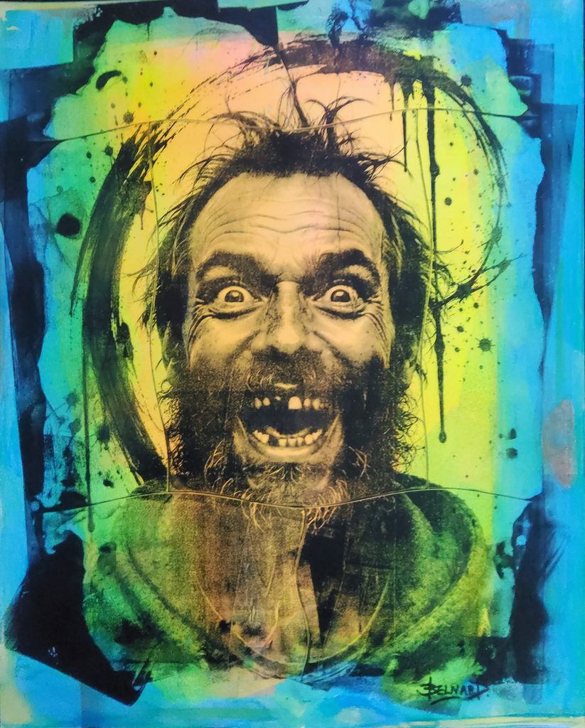 Portrait masculin barbu au sourire dément, série CRAZY – Olivier Belnard